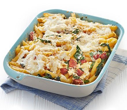Chorizo, ricotta & spinach pasta bake recipe