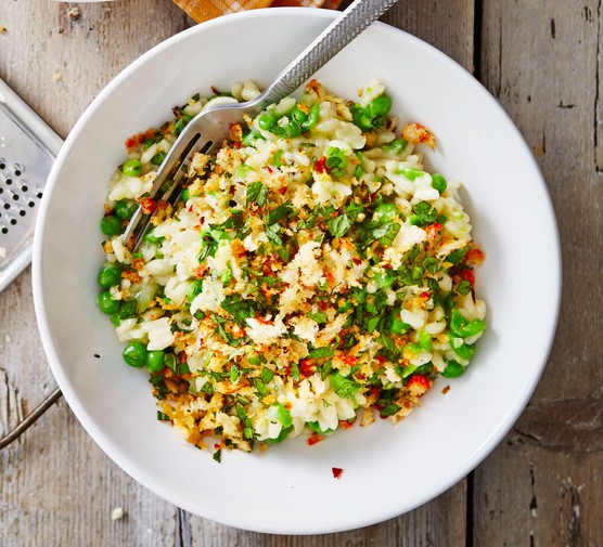 Easy peasy risotto with chilli & mint crumbs recipe 