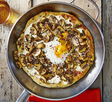 Frying pan pizza bianco with mushrooms & egg recipe 