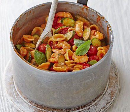 Creamy tomato, courgette & prawn pasta recipe