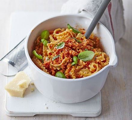 Roast pepper pesto with pasta recipe 