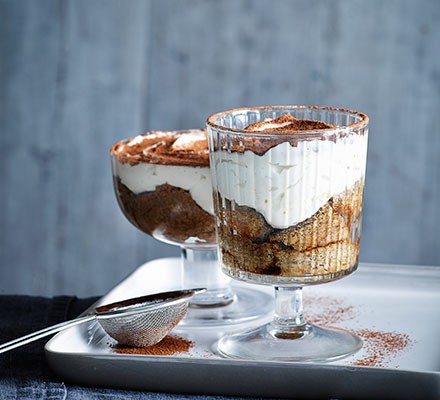 Quick & easy tiramisu recipe 