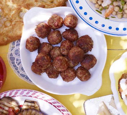 Pork, fennel & chilli meatballs recipe 