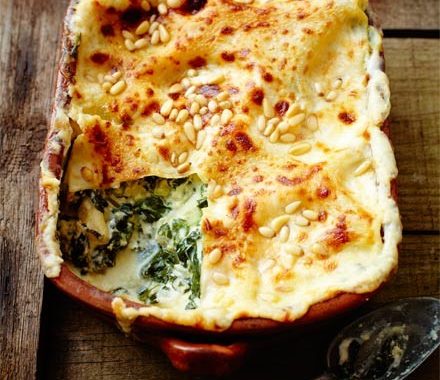 Spinach & ricotta lasagne recipe