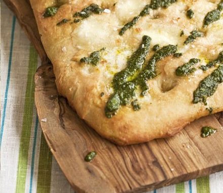 Focaccia with pesto & mozzarella recipe