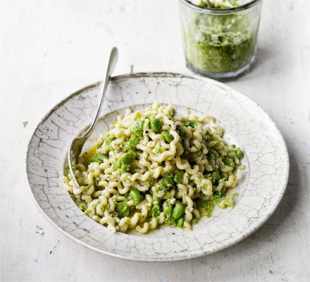Crushed broad bean pesto recipe 