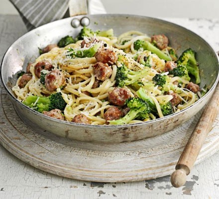 Sausage & broccoli carbonara recipe 