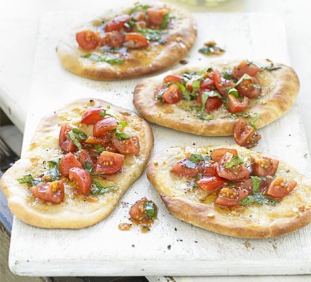 Garlic bread pizzas recipe 
