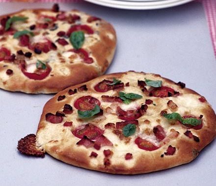 Cherry tomato & pancetta pizza recipe