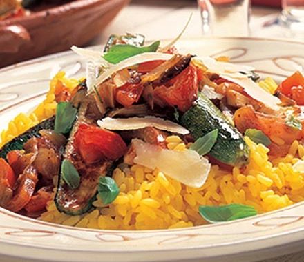 Spicy courgettes with saffron risotto recipe