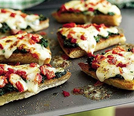 Pizza toast recipe