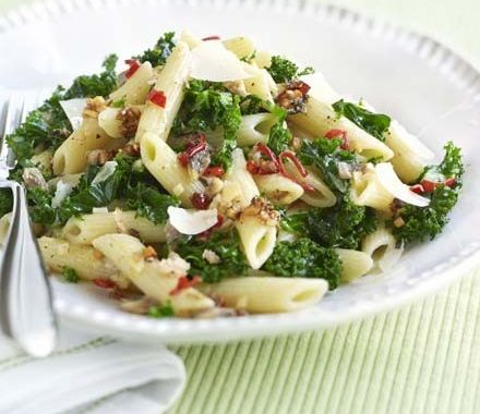 Kale pasta with chilli & anchovy recipe