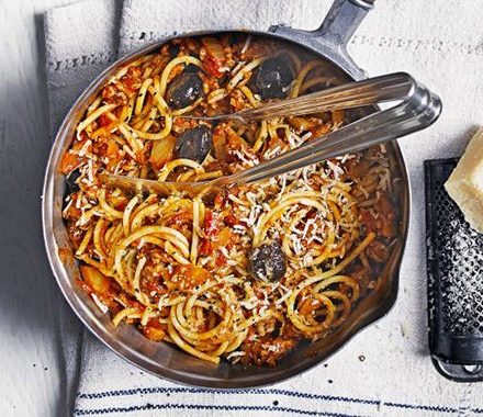 Lamb & fennel spaghetti Bolognese recipe