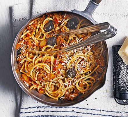 Lamb & fennel spaghetti Bolognese recipe 