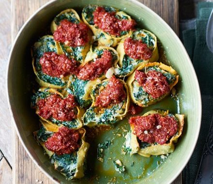 Spinach & ricotta rotolo recipe