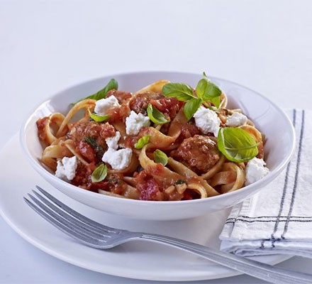 Creamy tagliatelle with sausage, ricotta & basil recipe 