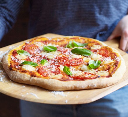 Vegan pizza Margherita recipe 