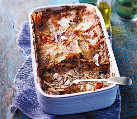 Vincisgrassi (Wild mushroom & prosciutto lasagne) recipe