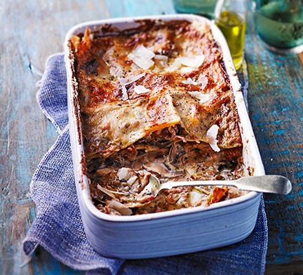 Vincisgrassi (Wild mushroom & prosciutto lasagne) recipe 