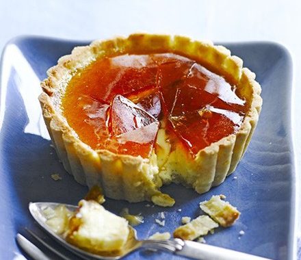 Crème brûlée tartlets recipe