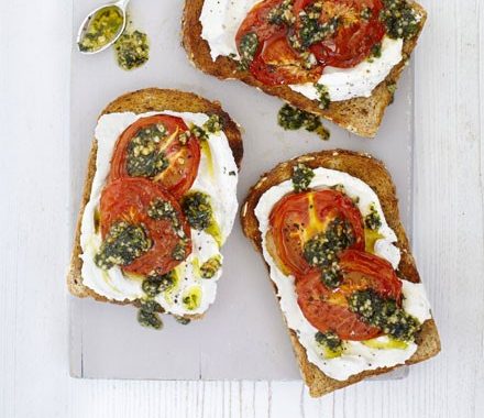 Tartines with roasted tomatoes & mint pesto recipe