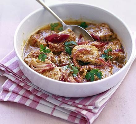 Pan-fried pork with maple & mustard sauce recipe 