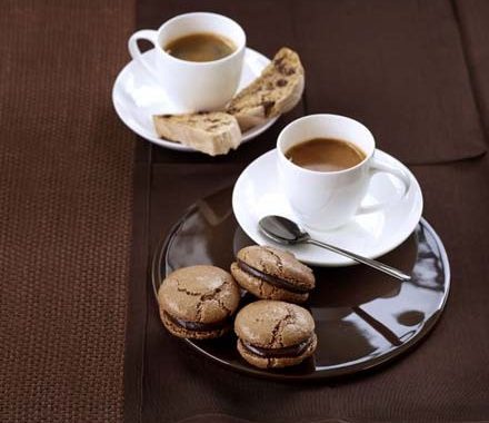 Chocolate macarons recipe