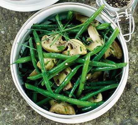 Green beans & mushrooms with tangy soy dressing recipe 