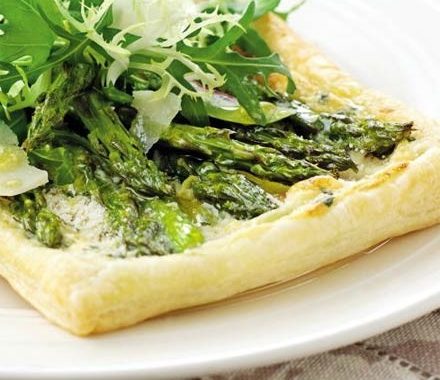 Asparagus & Parmesan pastries recipe