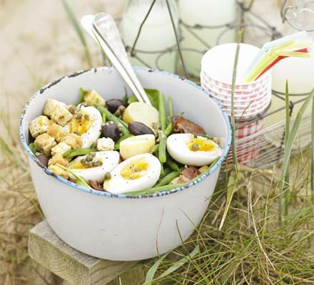 Big egg, bacon & bean salad recipe 