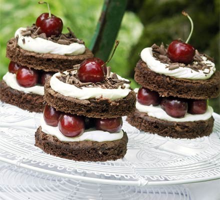 Little Black Forest cakes recipe 