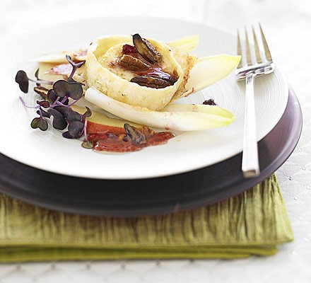 Grilled goat's cheese with cranberry dressing recipe 
