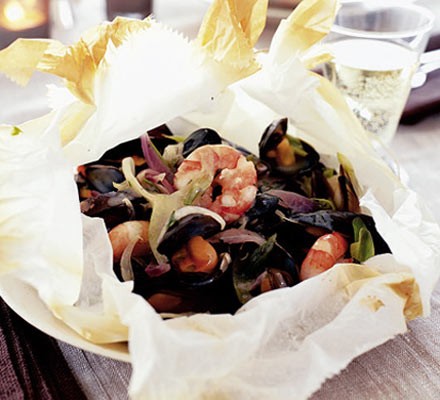 Papillote of seafood recipe 