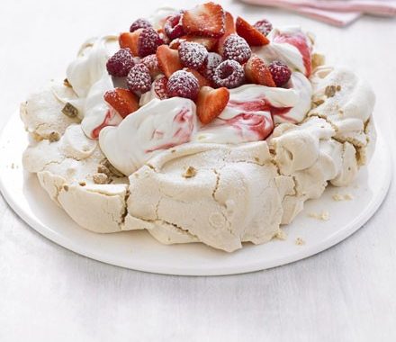 Almond meringue with summer berries recipe