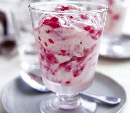 Effortless raspberry iced mousse recipe