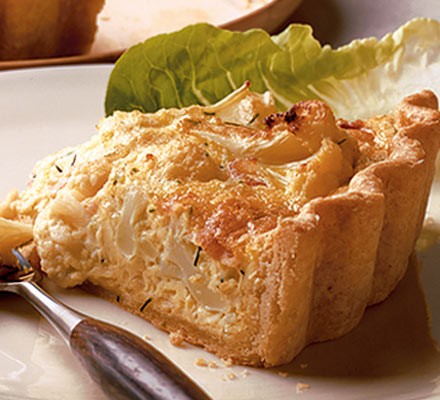Cauliflower cheese & bacon quiche recipe 