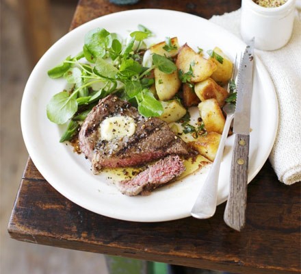 Peppered fillet steak with parsley potatoes recipe 