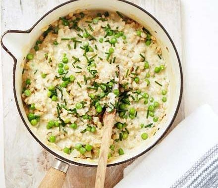 Creamy pea & chive risotto recipe