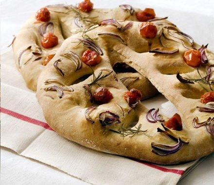 Red onion, cherry tomato & rosemary fougasse recipe