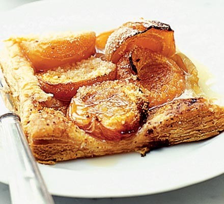 Apricot & almond bistro tart recipe 