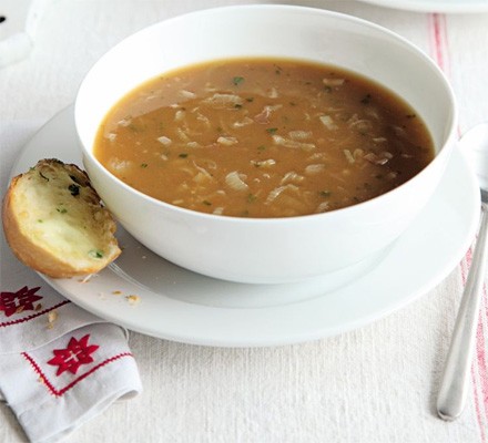 Onion soup with herby garlic cheese bread recipe 