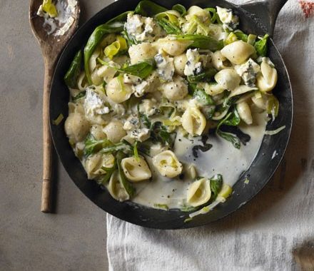 Pasta with garlicky greens recipe