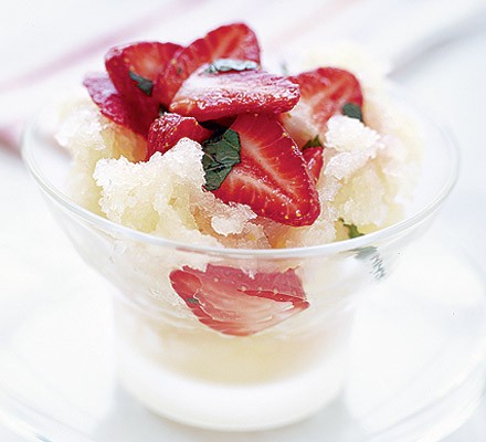 Lemon ice & minty strawberries recipe 