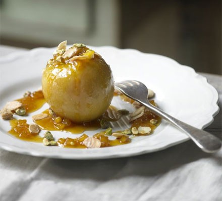 Baked apples with Calvados sauce recipe 