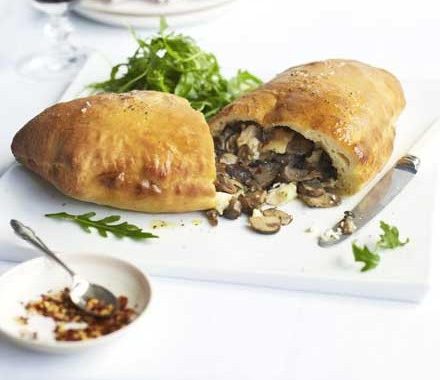 Mushroom & goat’s cheese calzone recipe