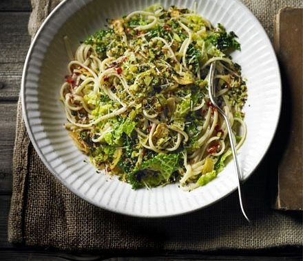 Garlicky linguine with cabbage & anchovy recipe