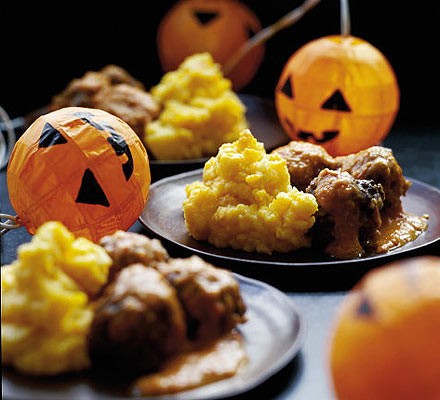 Meatballs with vine tomato sauce recipe 