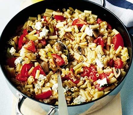 Macaroni cheese with mushrooms recipe