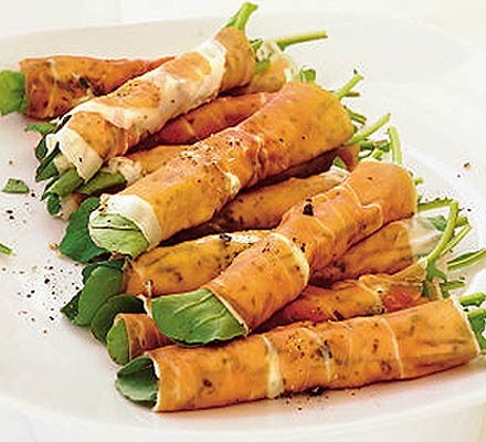 Prosciutto & rocket rolls recipe 