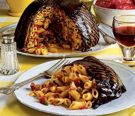 Pasta 'ncasciata (Aubergine wrapped pasta dome) recipe